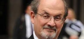 Tot ce ştie Rushdie despre România:”Dracula, Nadia şi Ionesco”
