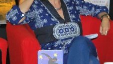 Scriitorii spanioli au dat o lecţie la Târgul de carte